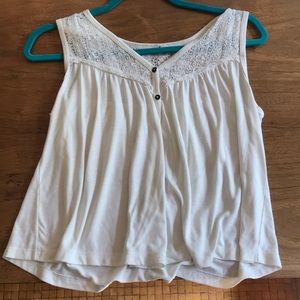 ✨RIPCURL ivory crochet white tank✨